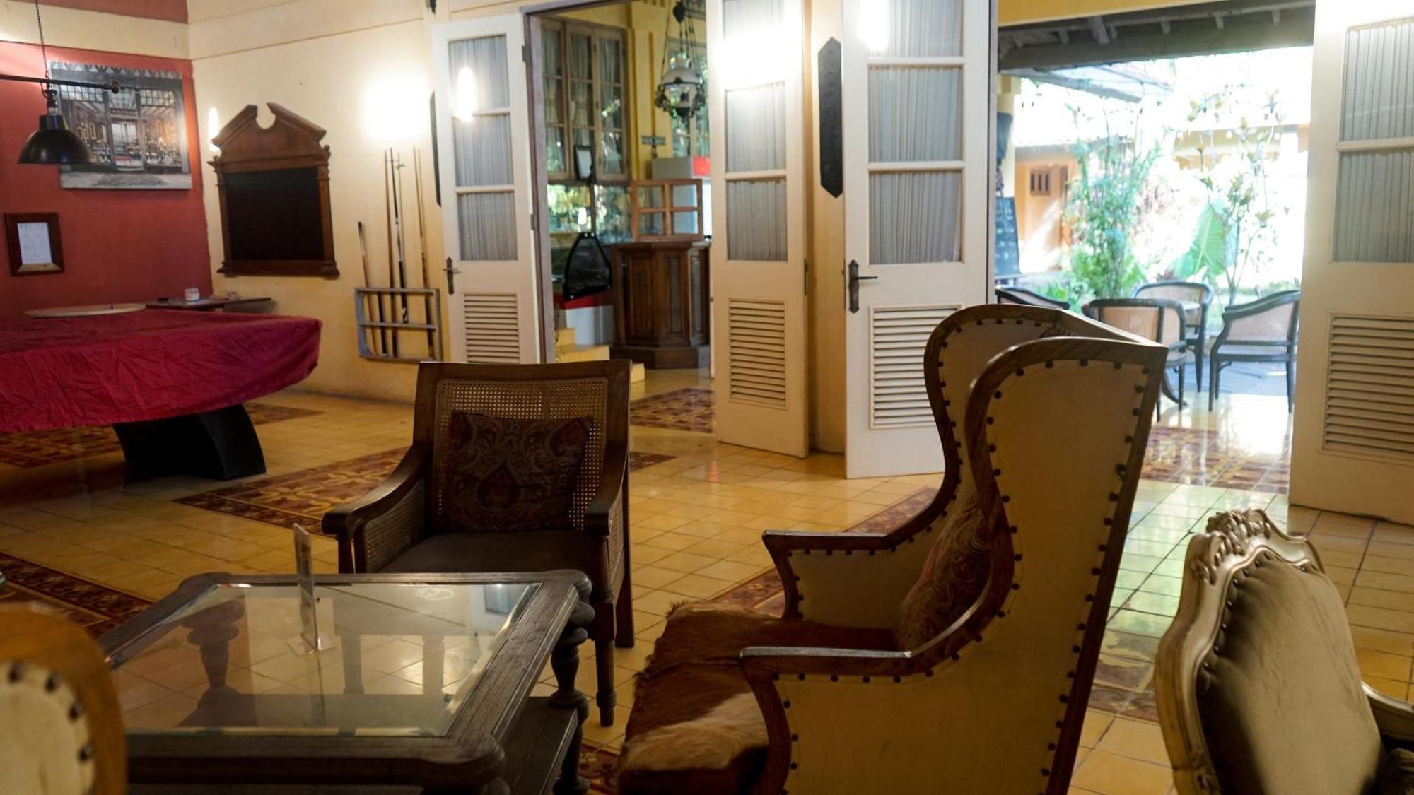 Kayu Arum Resort Salatiga Extérieur photo