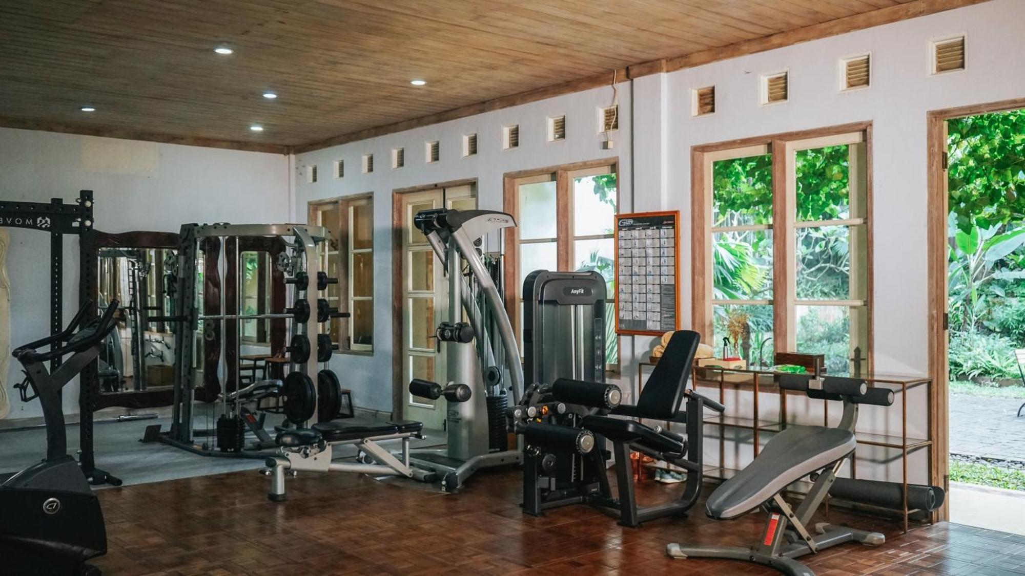 Kayu Arum Resort Salatiga Extérieur photo