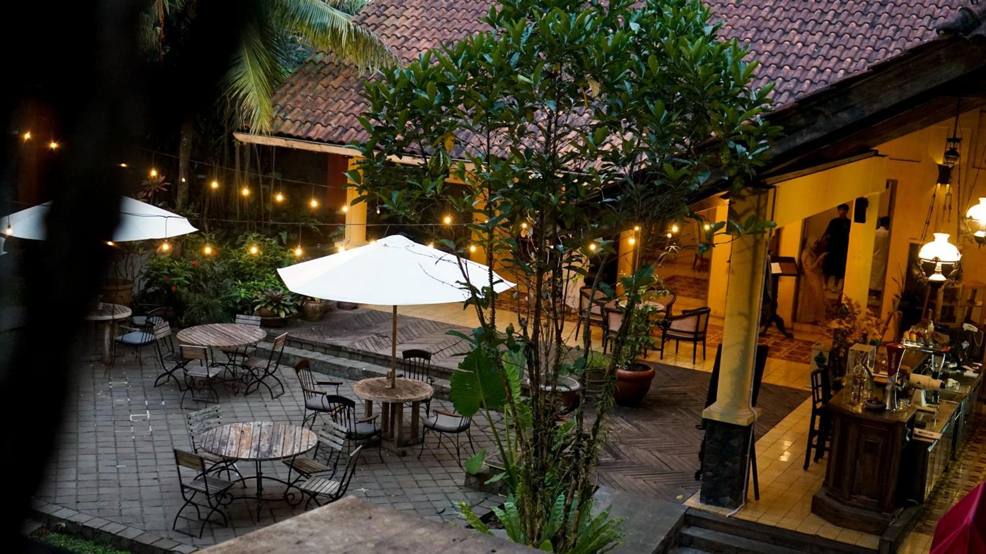 Kayu Arum Resort Salatiga Extérieur photo
