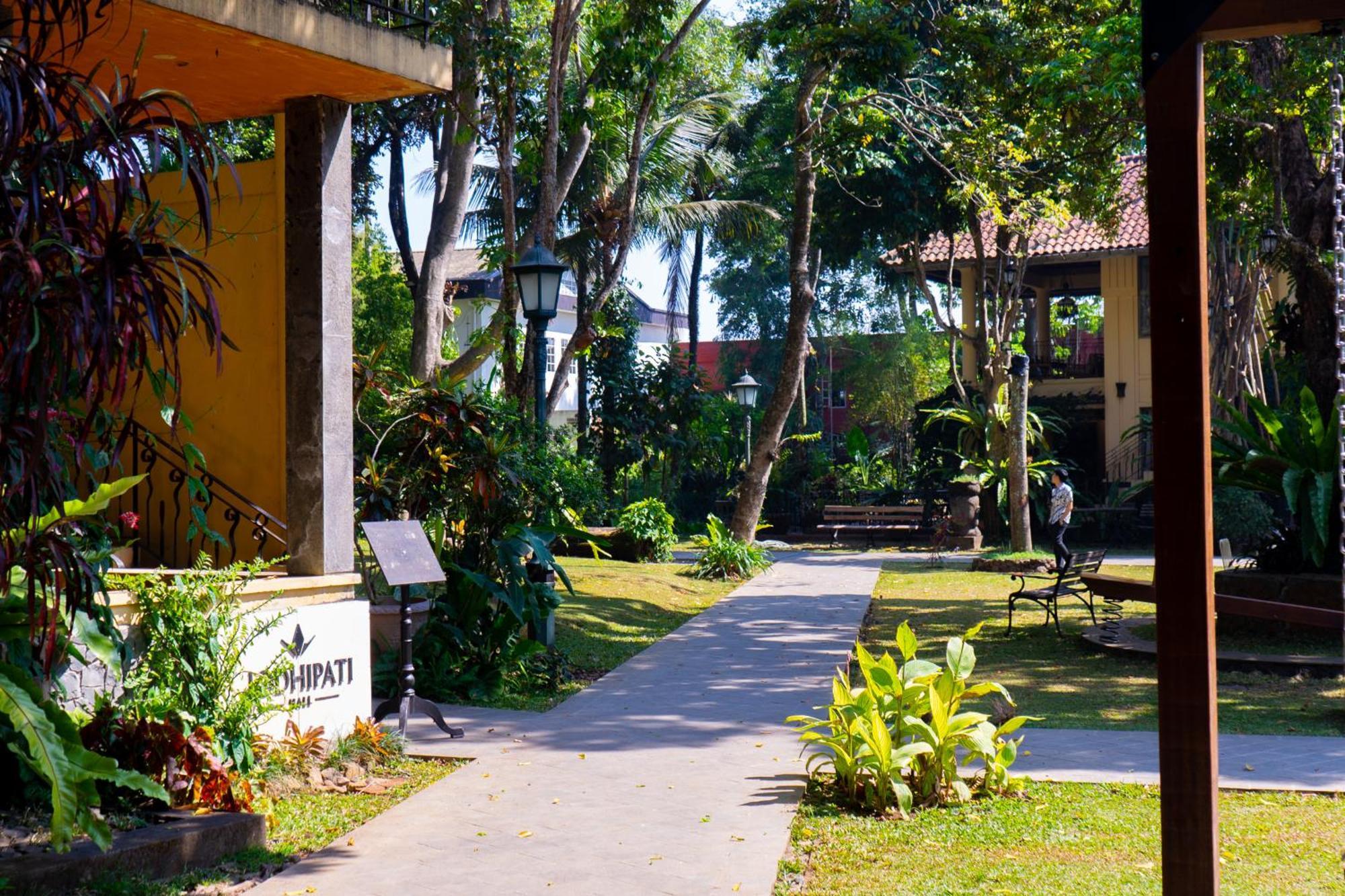 Kayu Arum Resort Salatiga Extérieur photo