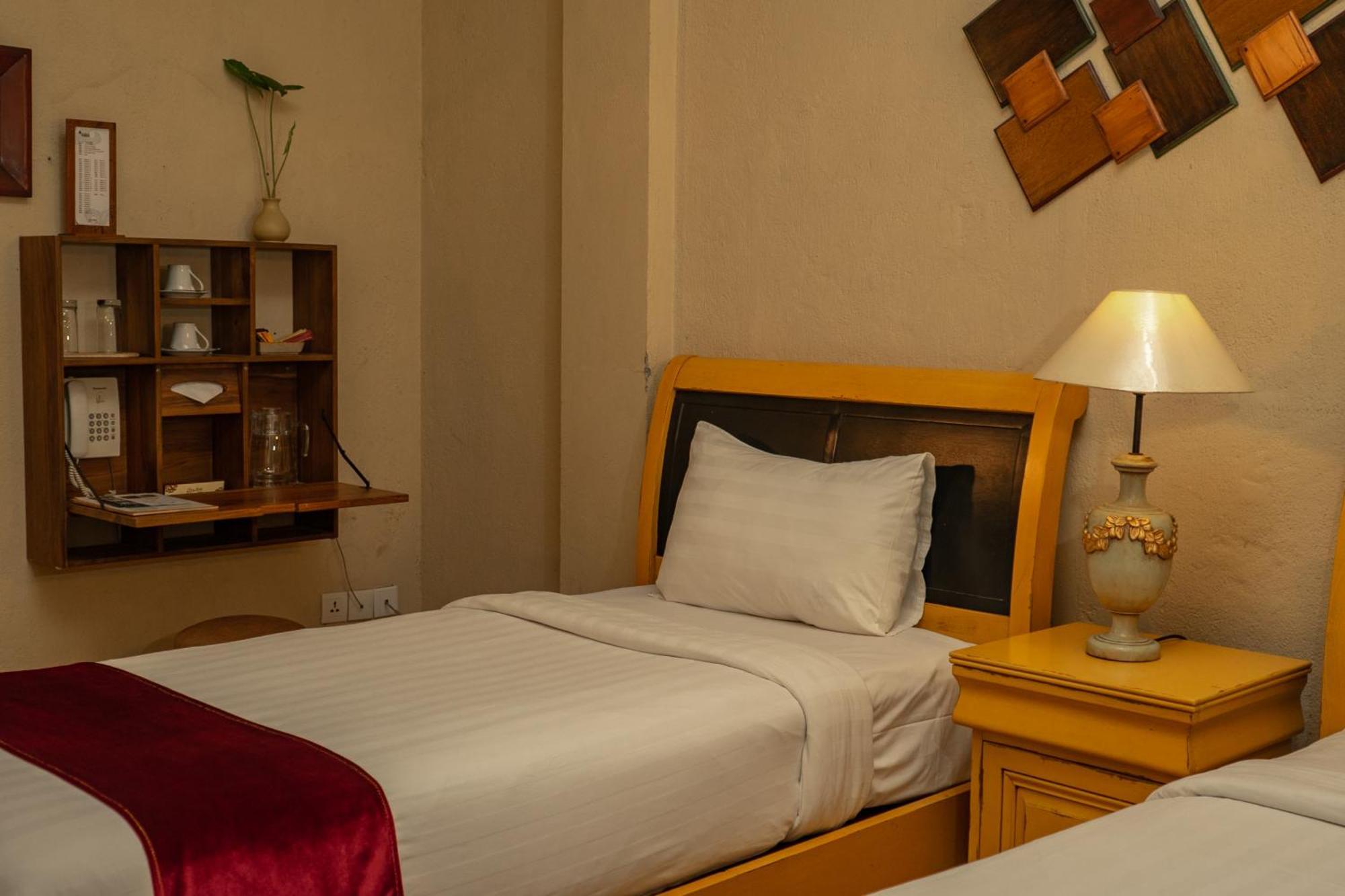 Kayu Arum Resort Salatiga Extérieur photo